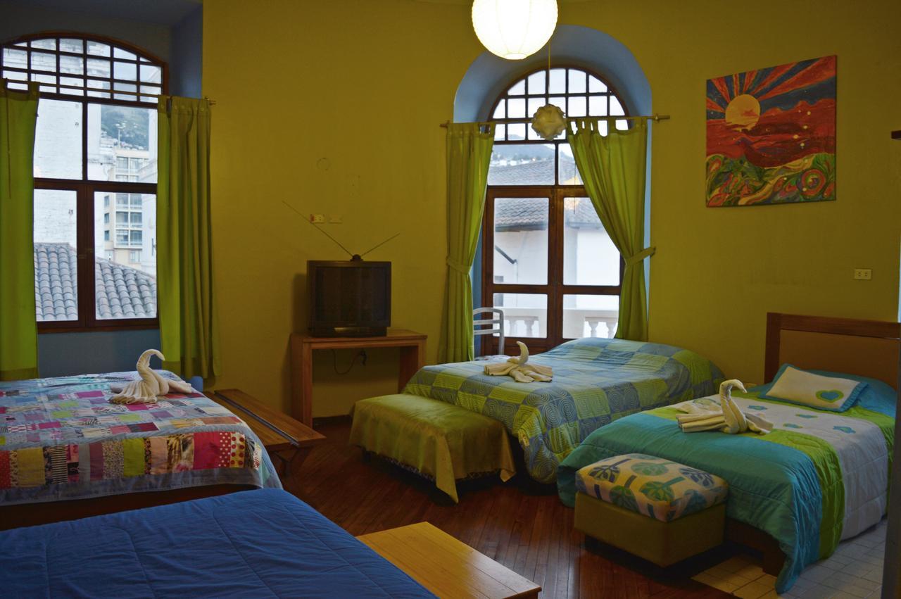 Hostal Quito Cultural Hostel Buitenkant foto