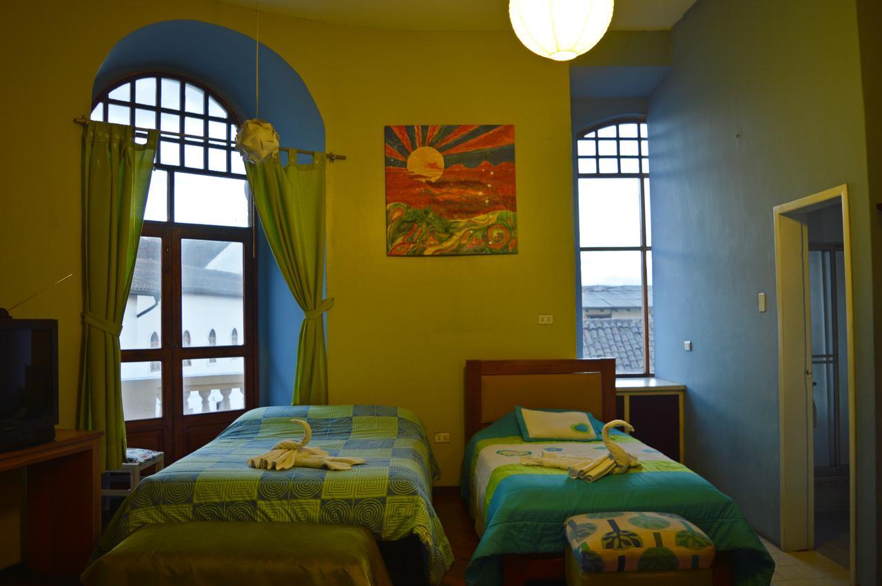 Hostal Quito Cultural Hostel Buitenkant foto